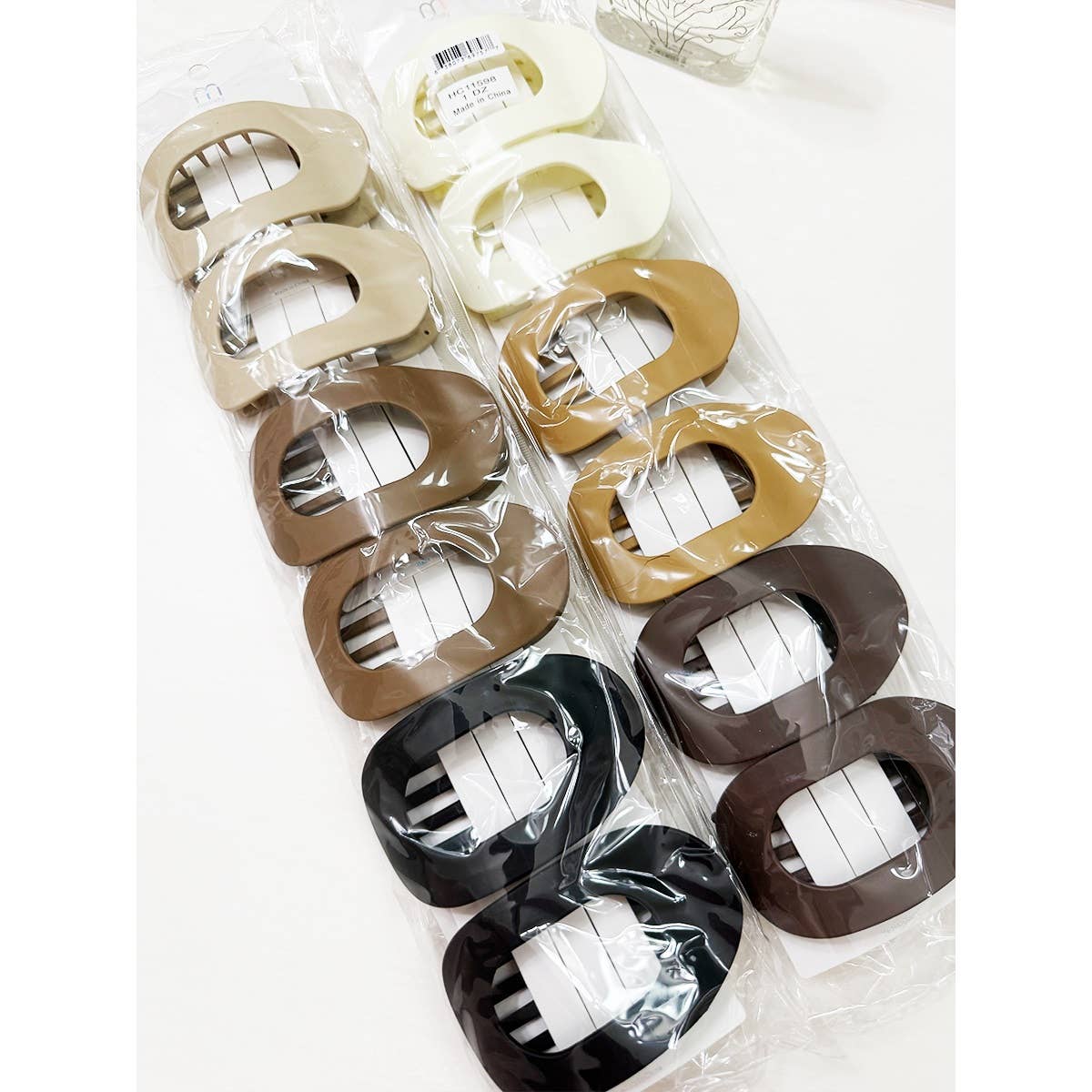 Matte Neutral Shades Flat Hair Claw Clips-DID NOT PUT ONLINE