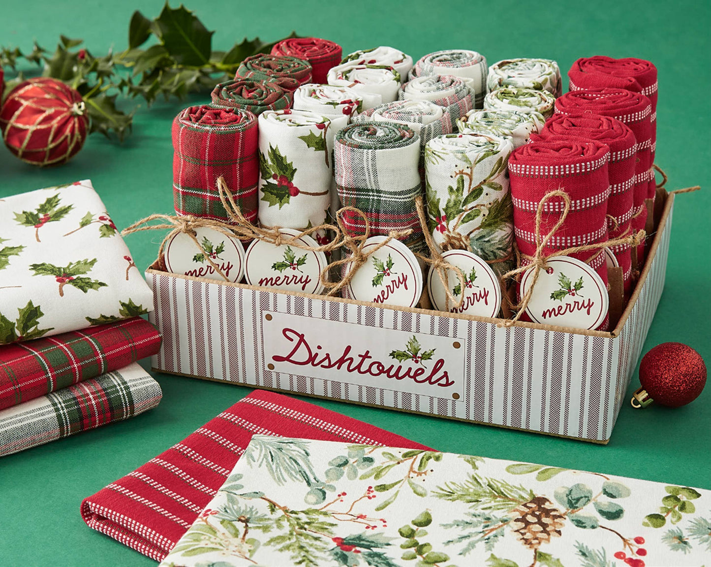 Holiday Heritage Assorted Dishtowels