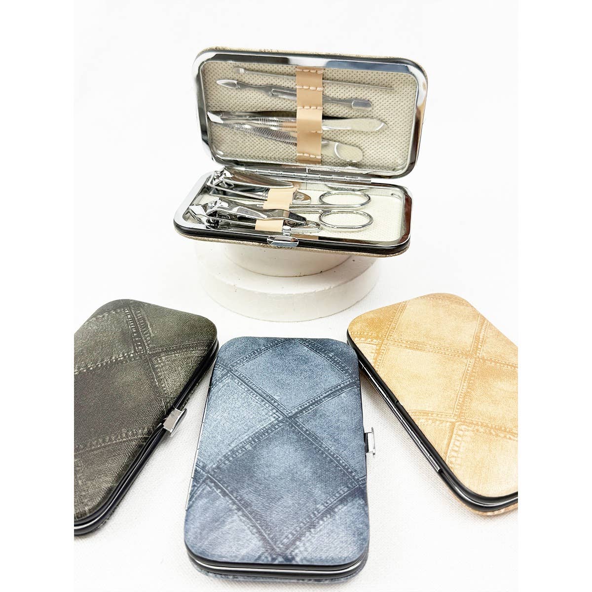 Mani Pedi Kit-DID NOT PUT ONLINE