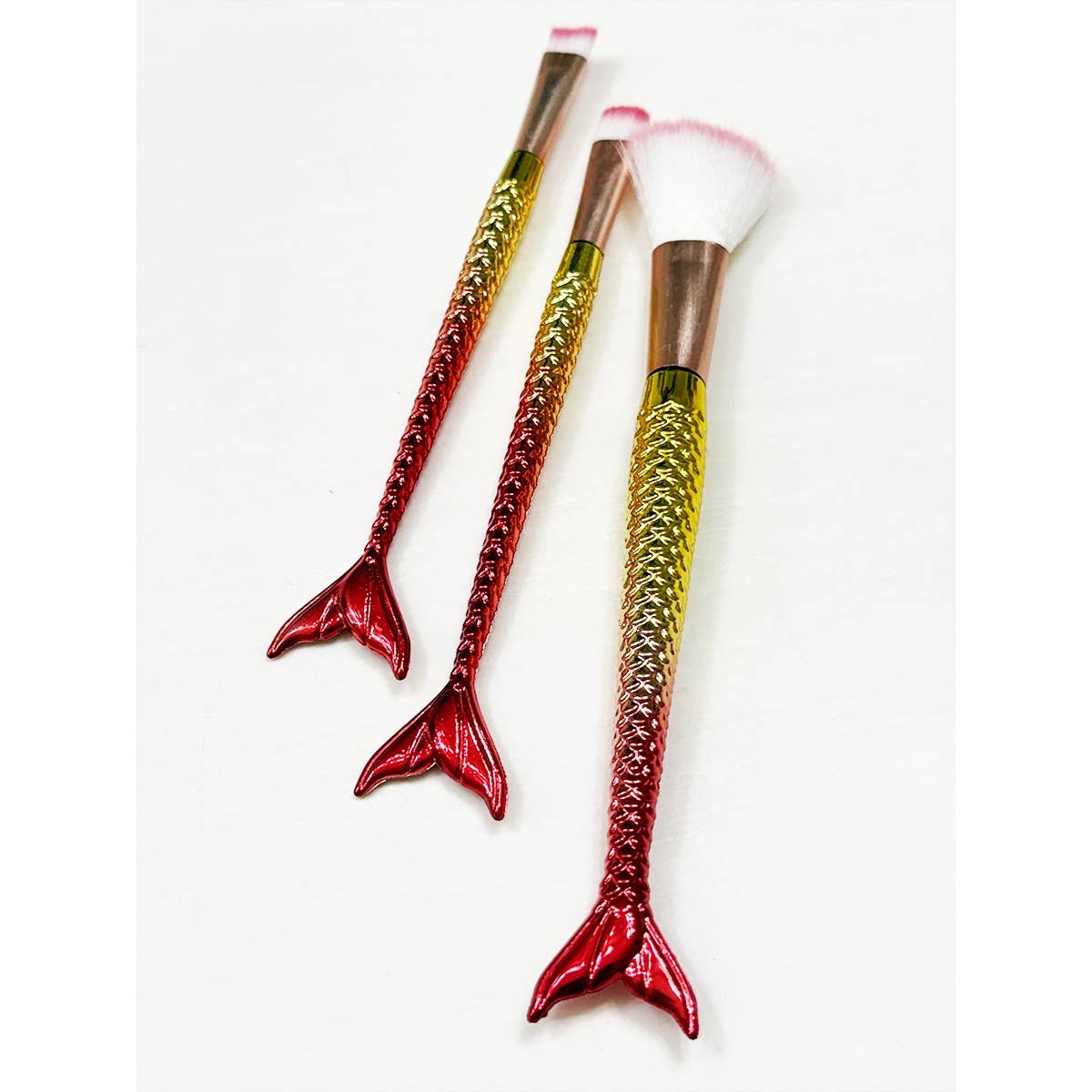 Mermaid Make Up Brush Set-DID NOT PUT ONLINE